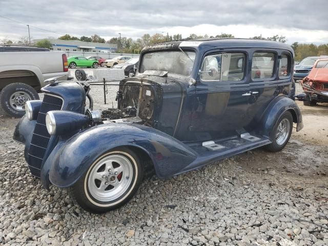 1934 Oldsmobile Touring