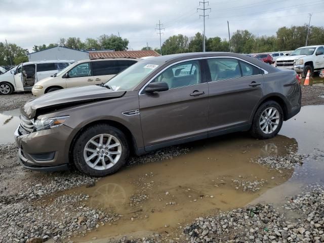 2015 Ford Taurus SE