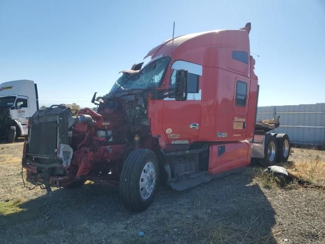 2016 Kenworth Construction T680