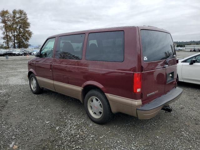 2003 GMC Safari XT