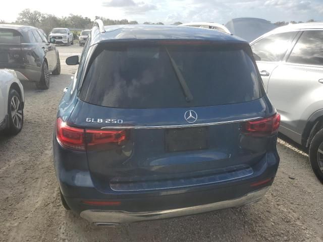 2020 Mercedes-Benz GLB 250