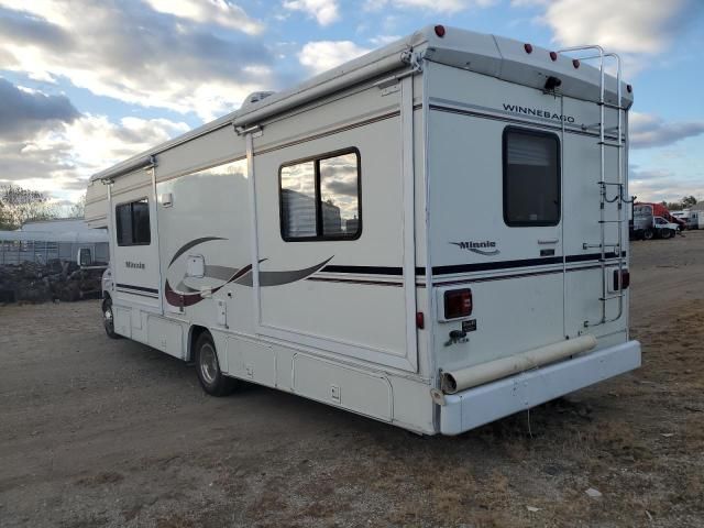 2004 Ford Econoline E450 Super Duty Cutaway Van