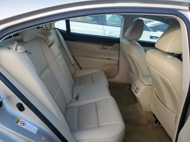 2015 Lexus ES 300H