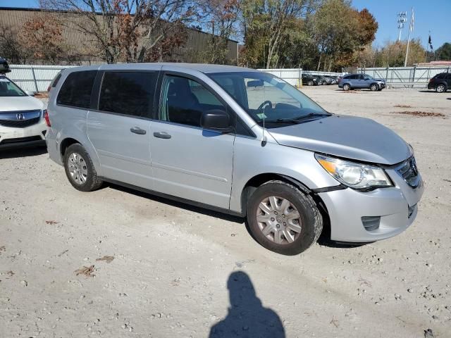 2011 Volkswagen Routan S