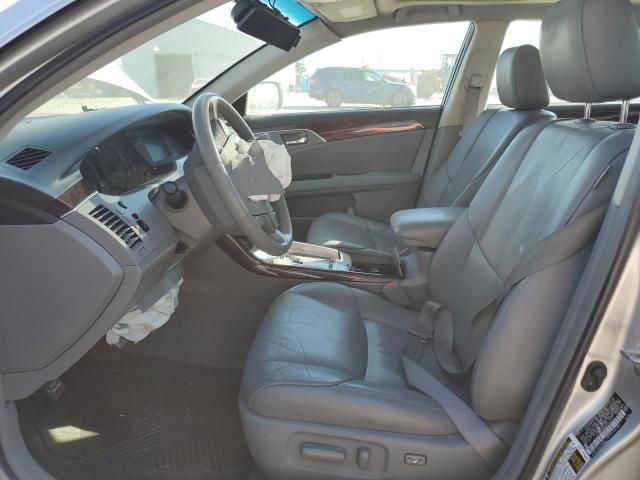 2010 Toyota Avalon XL