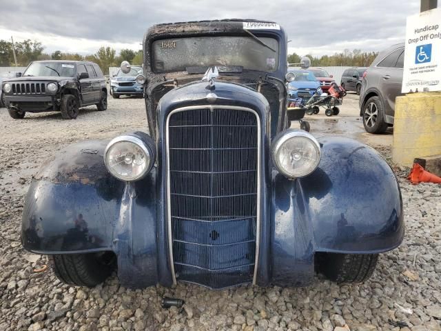 1934 Oldsmobile Touring