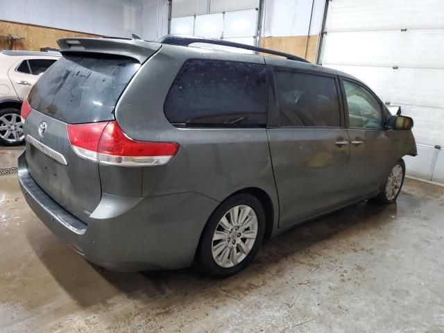 2011 Toyota Sienna XLE