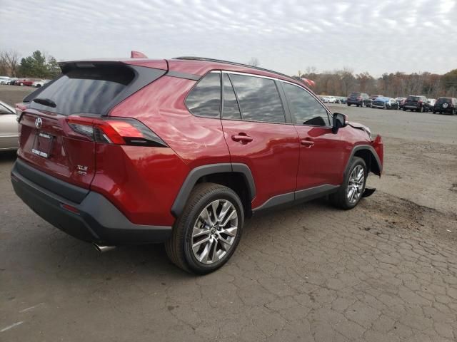 2022 Toyota Rav4 XLE Premium