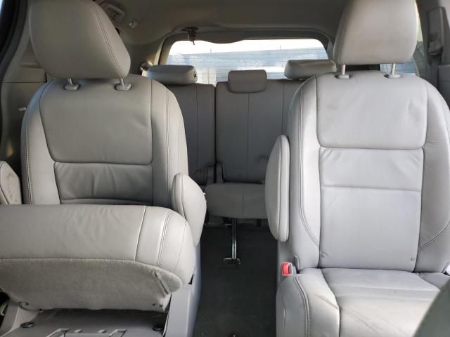 2017 Toyota Sienna XLE