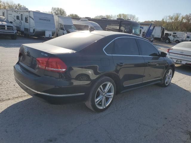 2013 Volkswagen Passat SEL