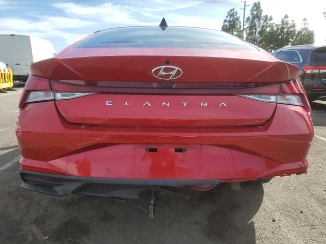 2021 Hyundai Elantra SE