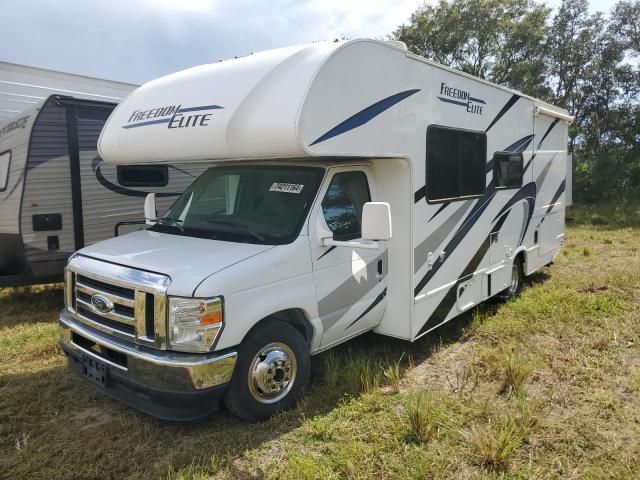 2021 Ford Econoline E350 Super Duty Cutaway Van