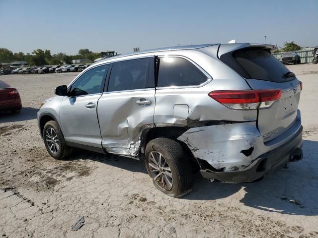 2019 Toyota Highlander SE