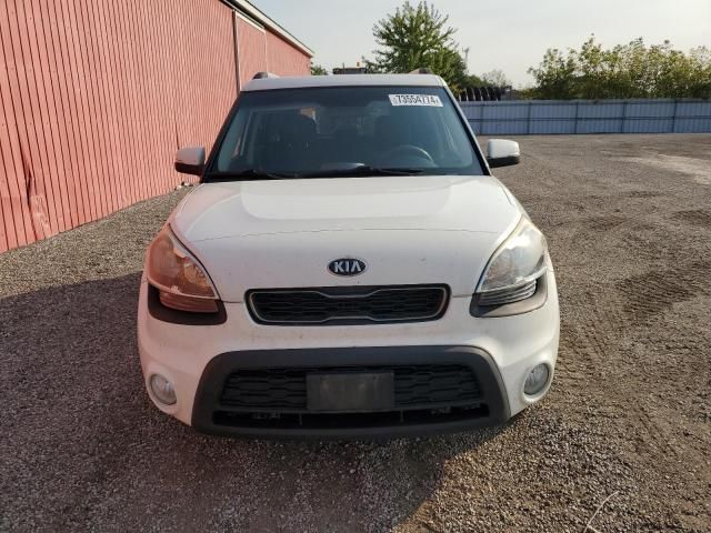 2013 KIA Soul +