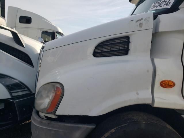 2014 Freightliner Cascadia 113