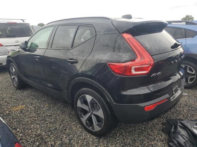 2023 Volvo XC40 Plus