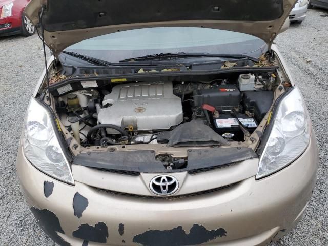 2007 Toyota Sienna XLE