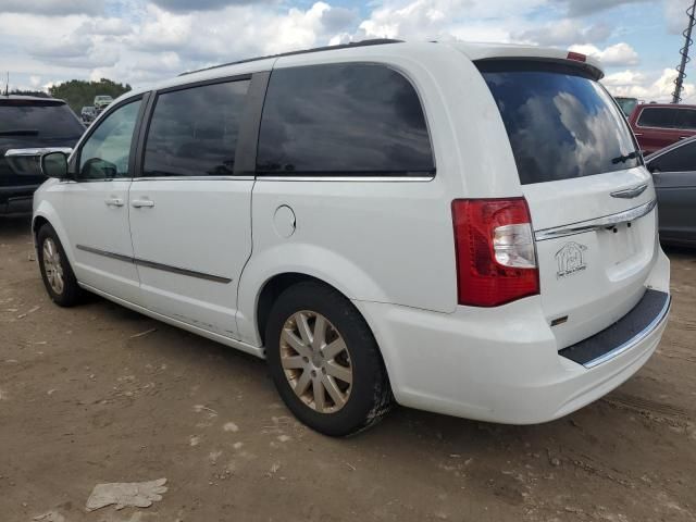 2016 Chrysler Town & Country Touring