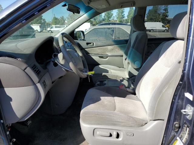 2006 Toyota Sienna CE