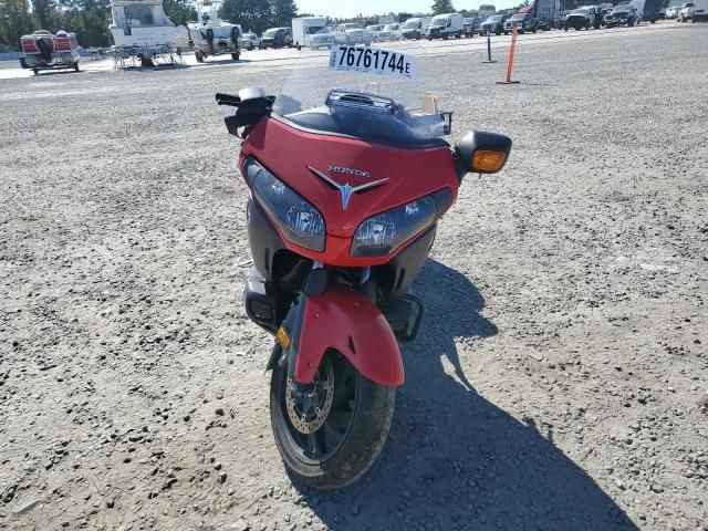 2013 Honda GL1800 B