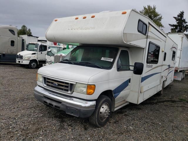 2004 Ford Econoline E450 Super Duty Cutaway Van