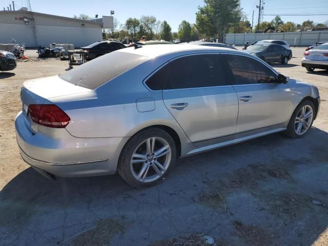 2013 Volkswagen Passat SEL