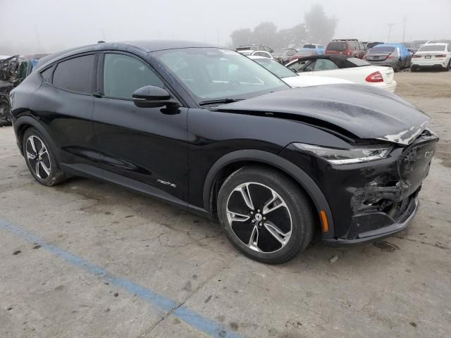 2021 Ford Mustang MACH-E Select