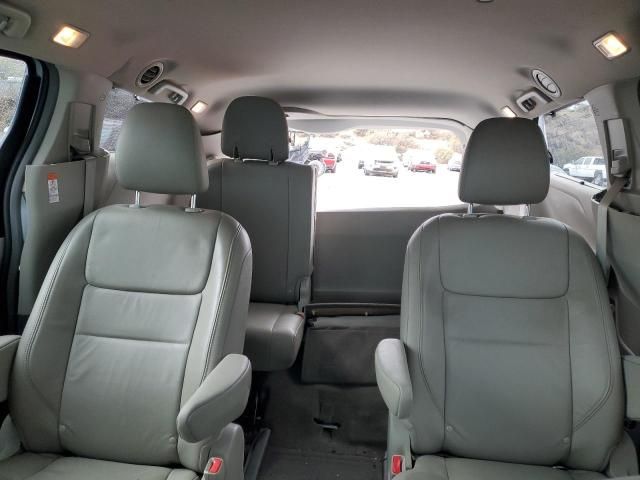 2015 Toyota Sienna XLE