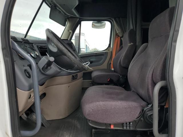 2018 Freightliner Cascadia 125