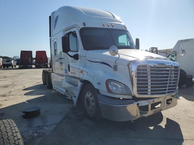 2015 Freightliner Cascadia 125