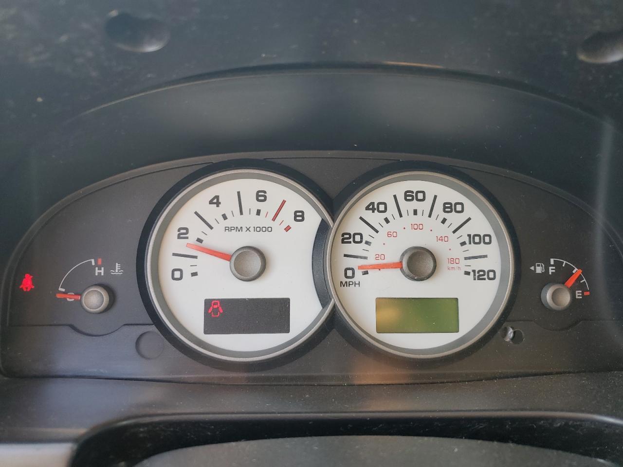 2005 Ford Escape XLS
