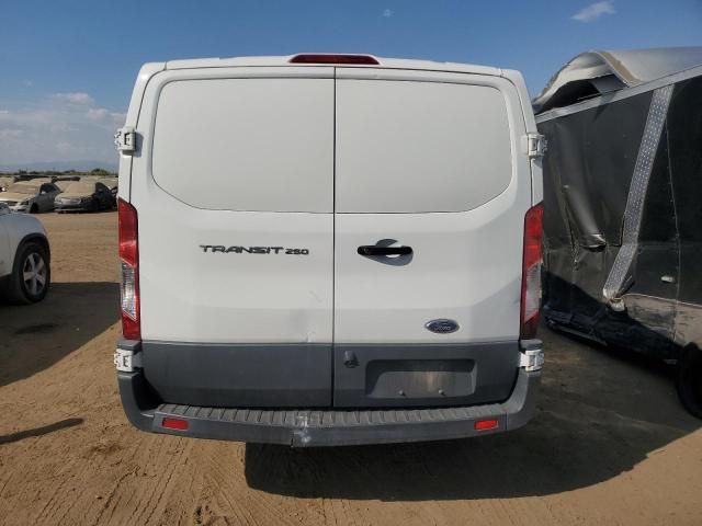 2018 Ford Transit T-250