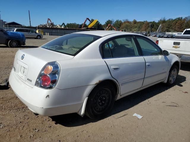 2003 Nissan Altima Base