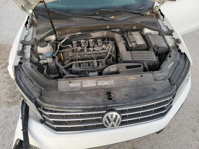 2019 Volkswagen Passat Wolfsburg