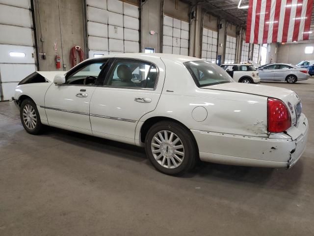 2004 Lincoln Town Car Ultimate