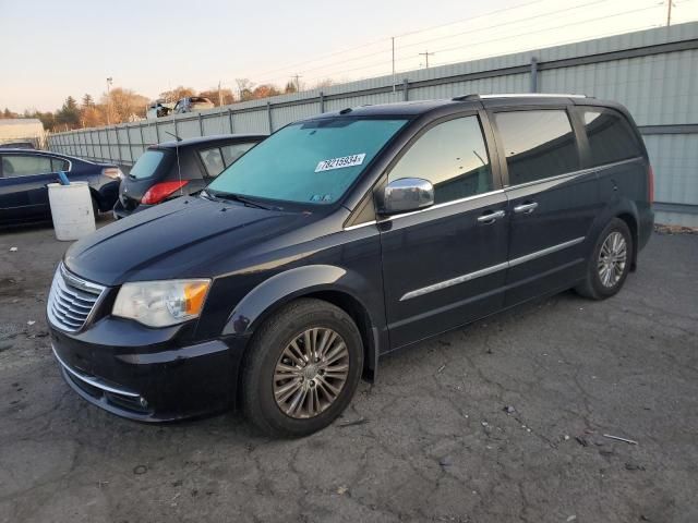 2011 Chrysler Town & Country Limited