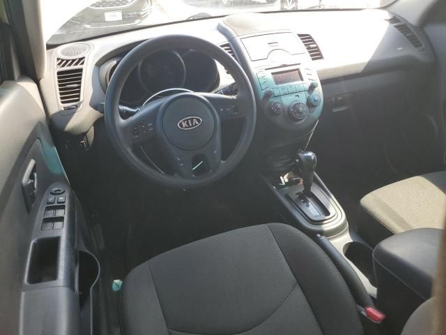 2010 KIA Soul +