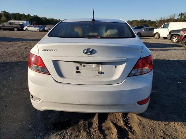 2013 Hyundai Accent GLS