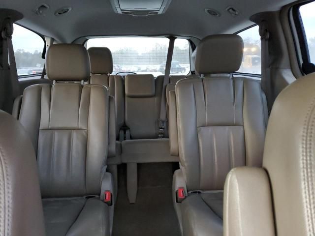 2014 Chrysler Town & Country Touring