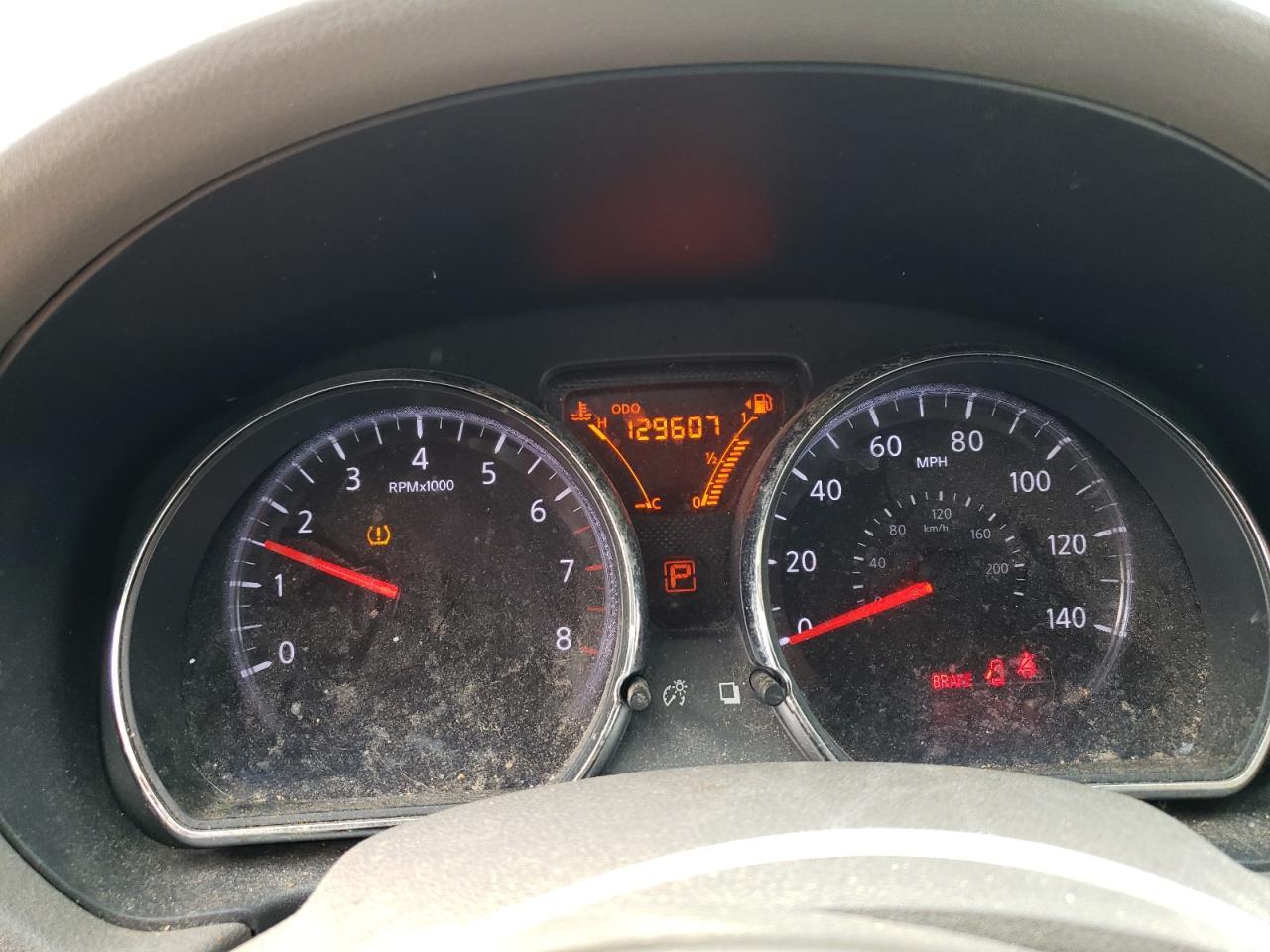 2014 Niss Versa s