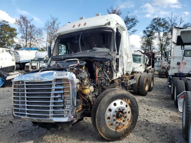 2016 Freightliner Cascadia 125