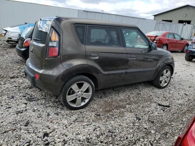 2010 KIA Soul +