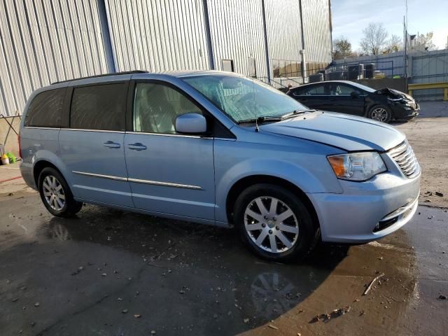 2013 Chrysler Town & Country Touring