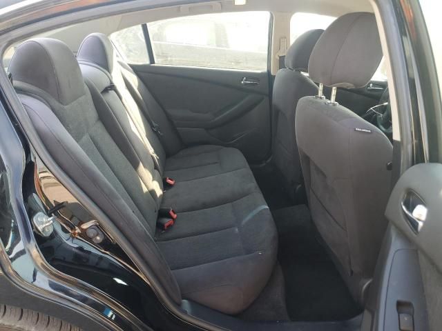 2011 Nissan Altima Base