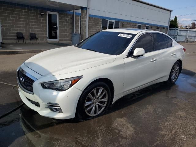 2017 Infiniti Q50 Premium