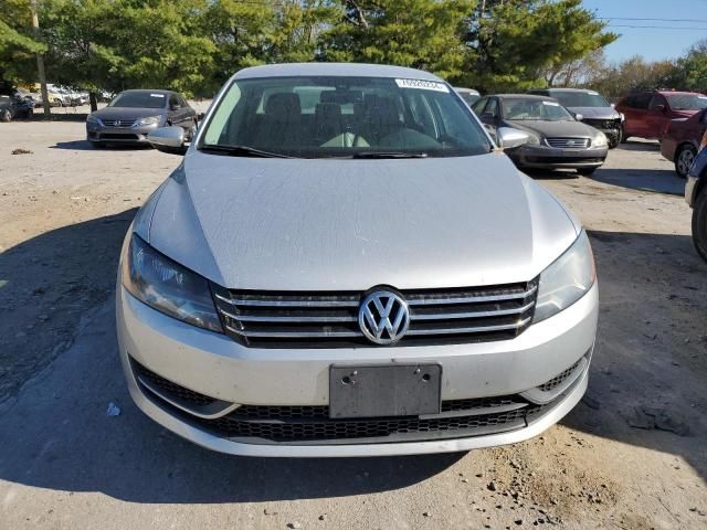 2012 Volkswagen Passat SE