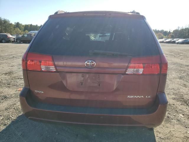 2004 Toyota Sienna CE