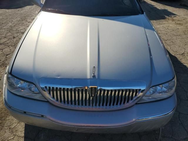 2003 Lincoln Town Car Cartier