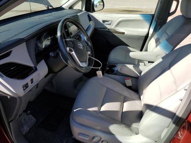 2016 Toyota Sienna XLE