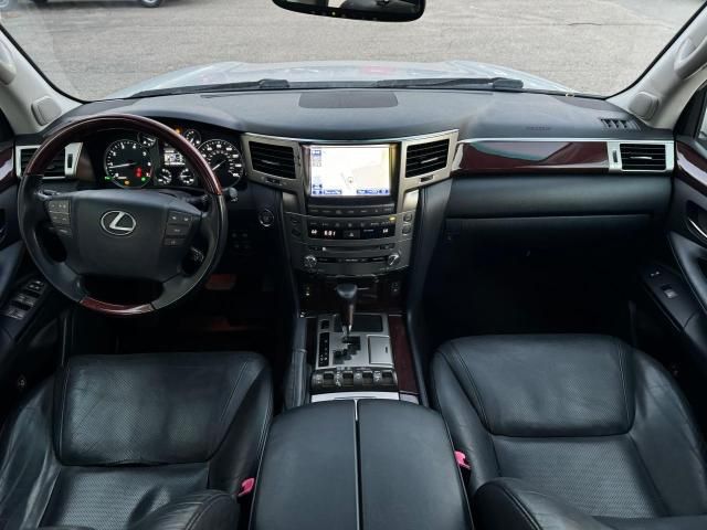 2013 Lexus LX 570